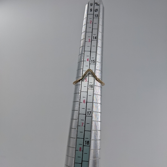 SOLD OUT! Brand new gold Chevron ring - Picture 5 of 8